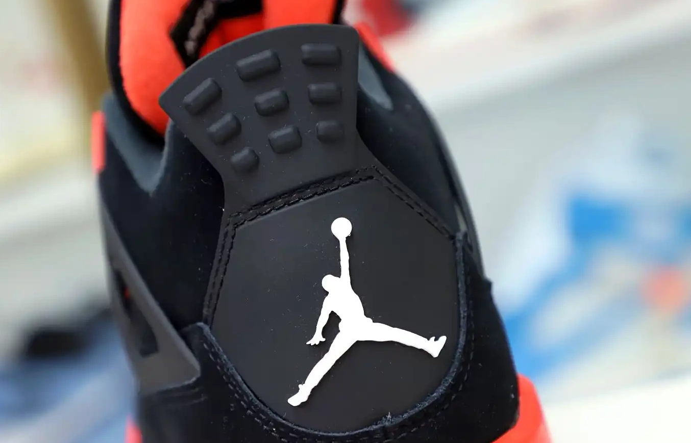 AIR RETRO 4 'RED JORDAN THUNDER' 0625
